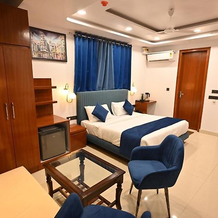Hotel Down Town Paschim Vihar เดลี ภายนอก รูปภาพ
