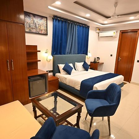 Hotel Down Town Paschim Vihar เดลี ภายนอก รูปภาพ
