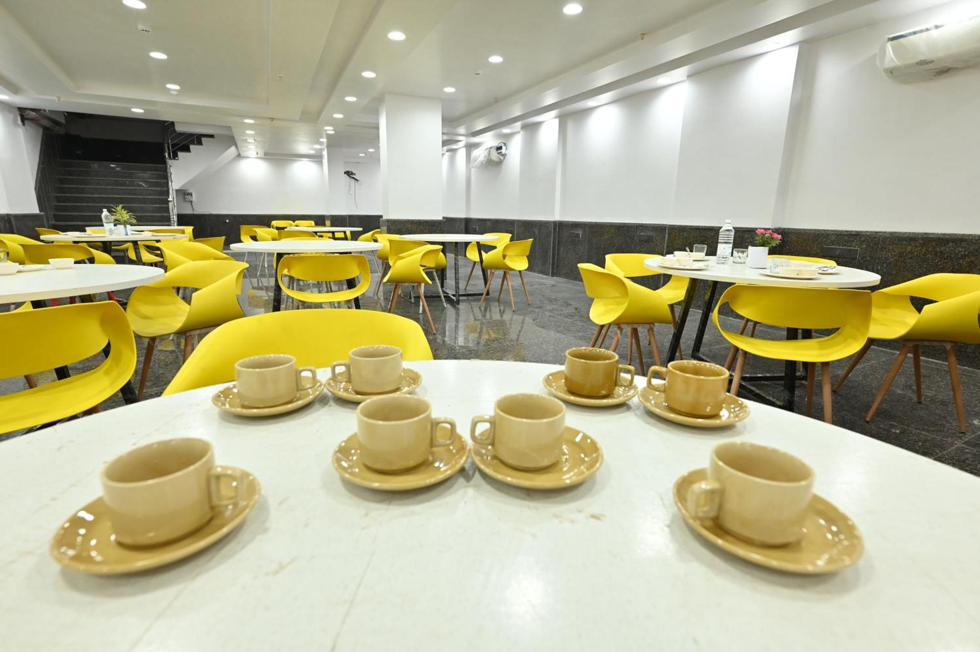 Hotel Down Town Paschim Vihar เดลี ภายนอก รูปภาพ