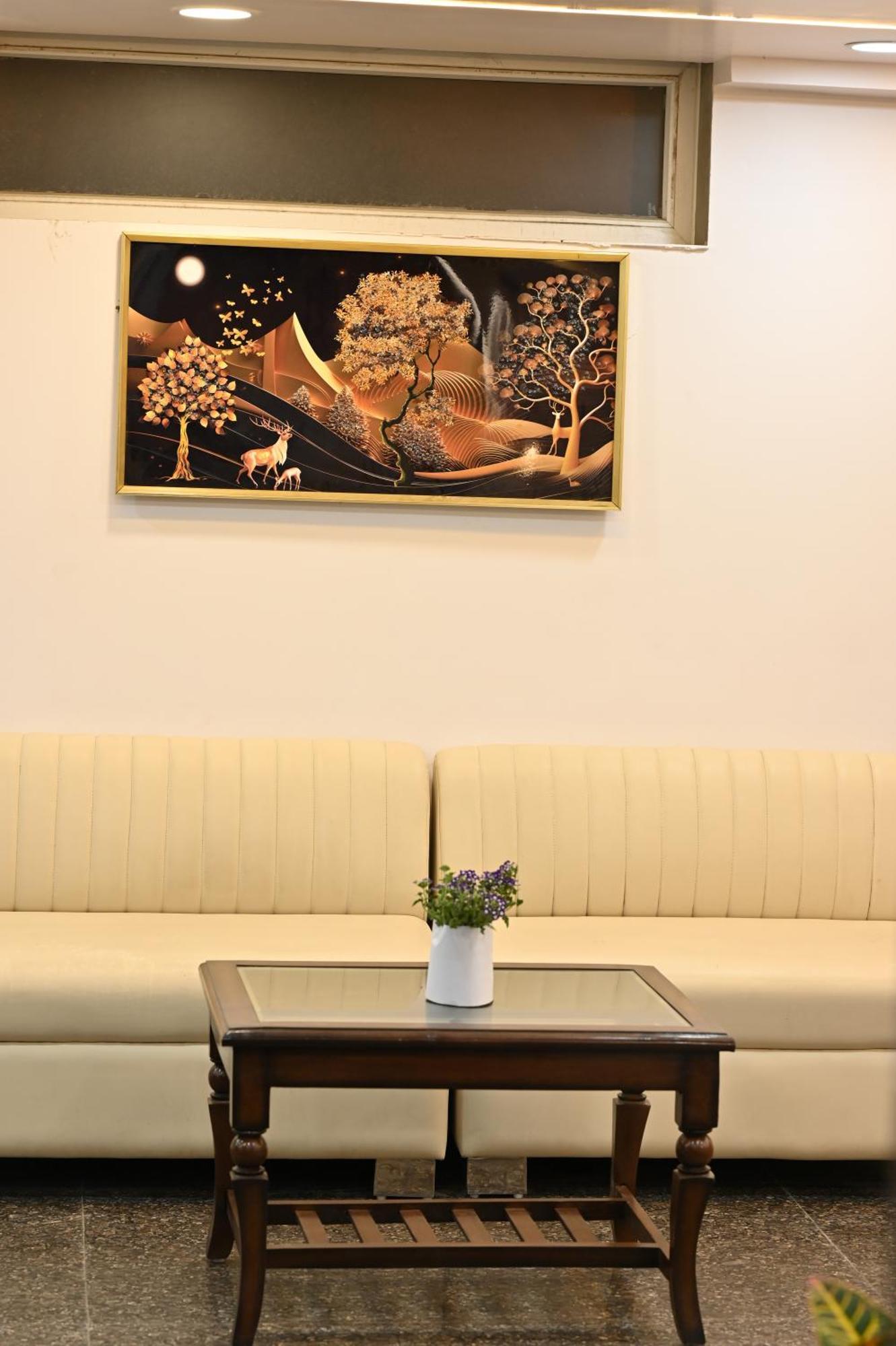 Hotel Down Town Paschim Vihar เดลี ภายนอก รูปภาพ