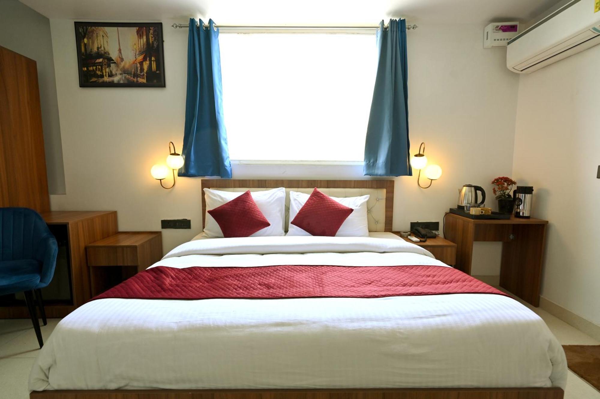 Hotel Down Town Paschim Vihar เดลี ภายนอก รูปภาพ