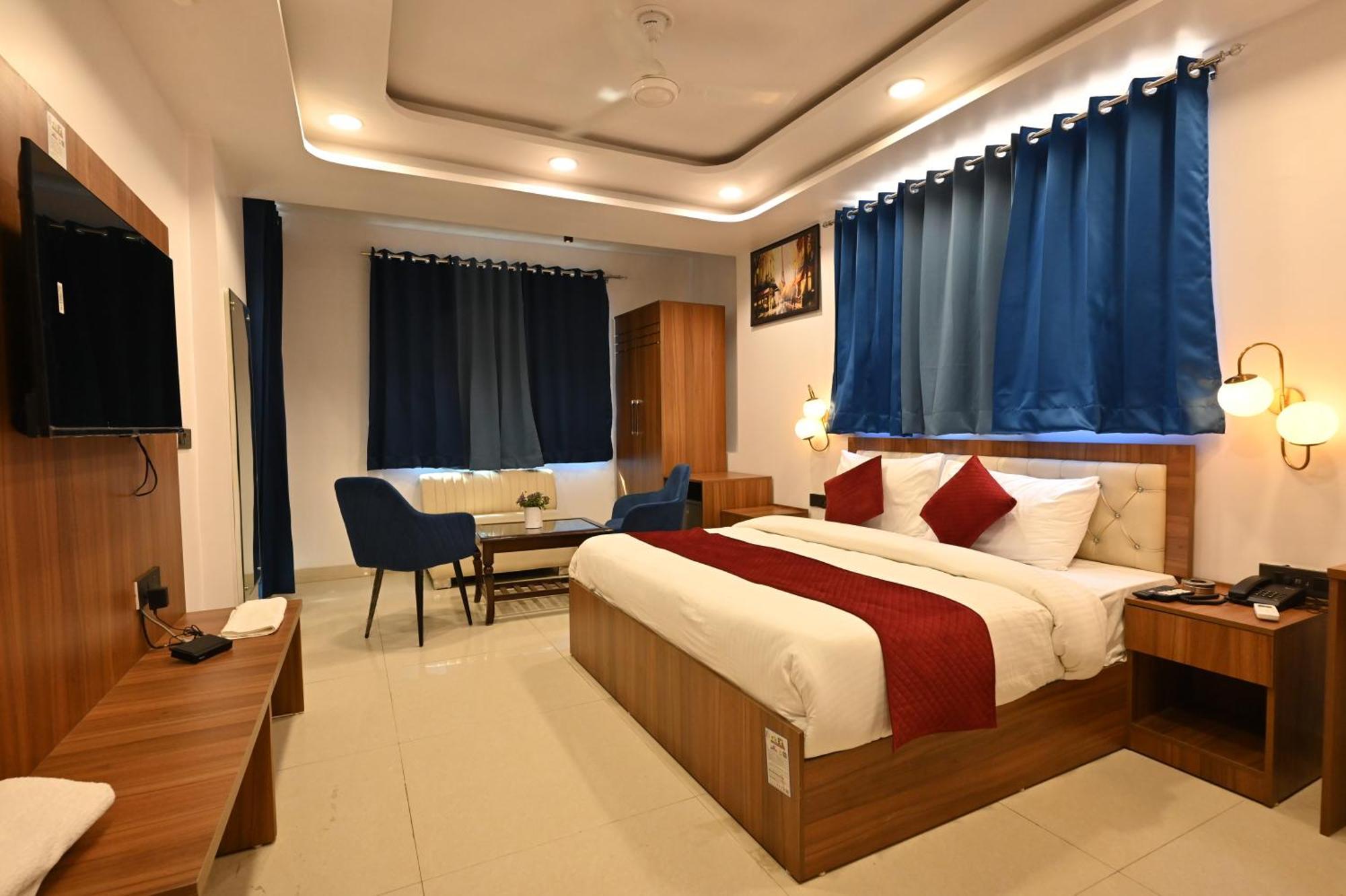 Hotel Down Town Paschim Vihar เดลี ภายนอก รูปภาพ